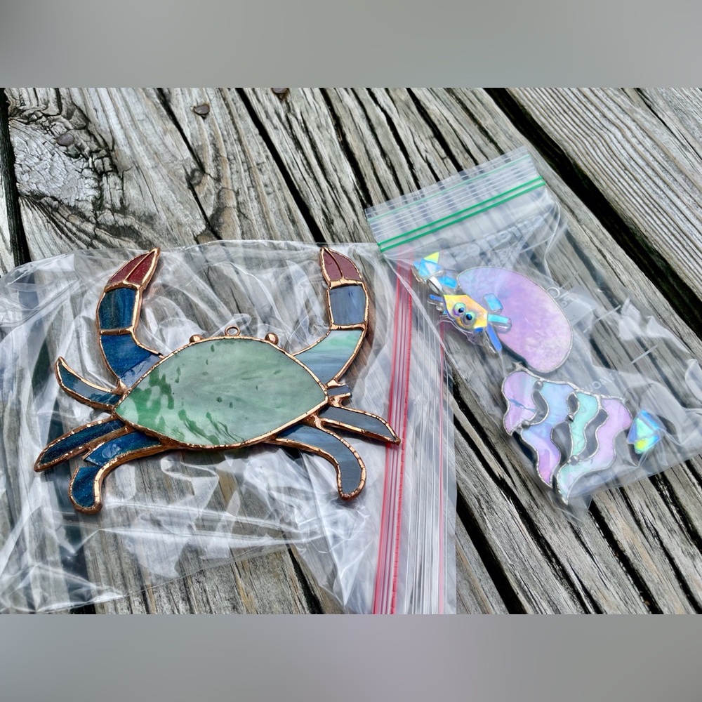 2/$10 Broken Stained Glass Suncatcher Needs Repair Or Recycle Ocean Life